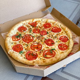 Пицца Маргарита большая